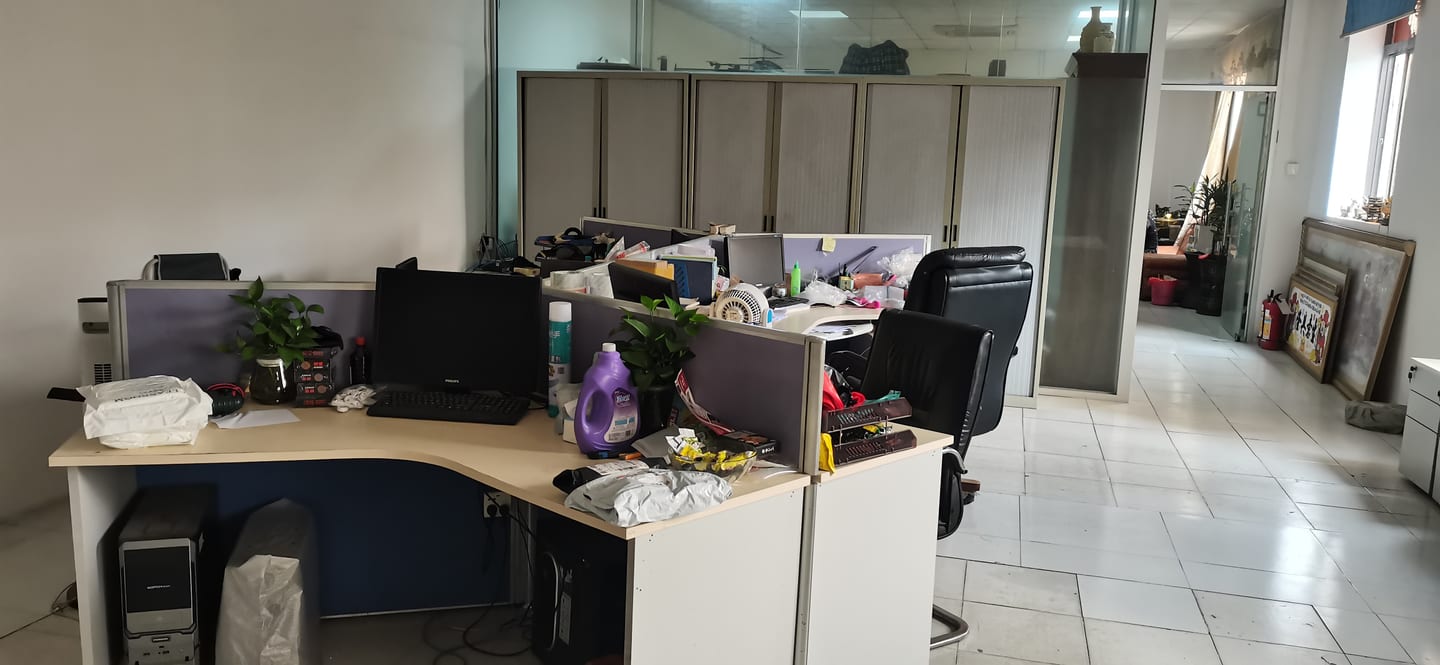 VOVOHO sales and operations office — workstations and team workspace in Dongguan
